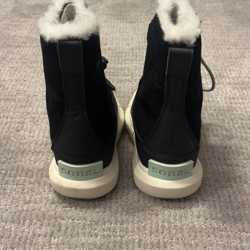 Kids Black Winter Boots - Picture 4 of 6